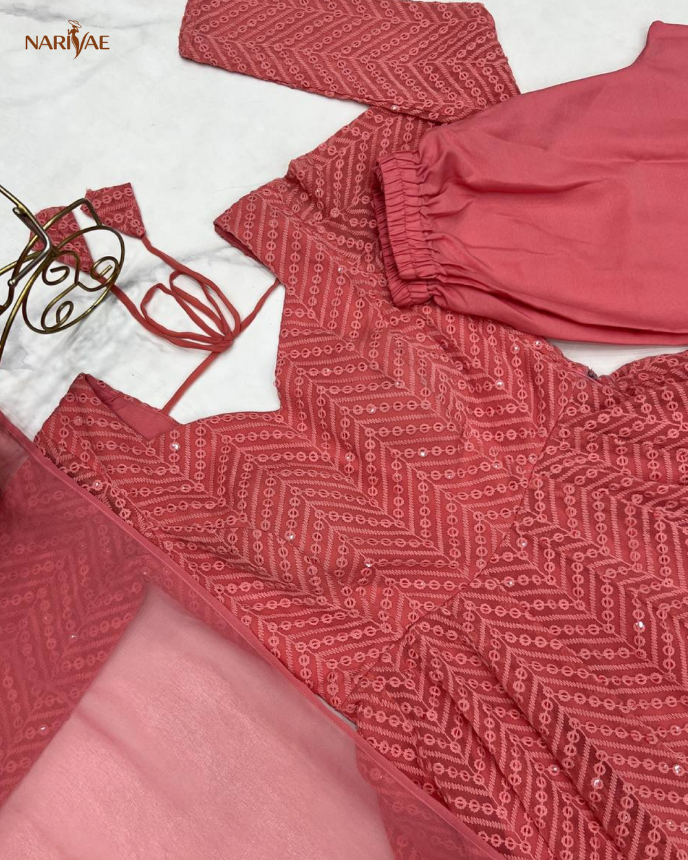 peach red